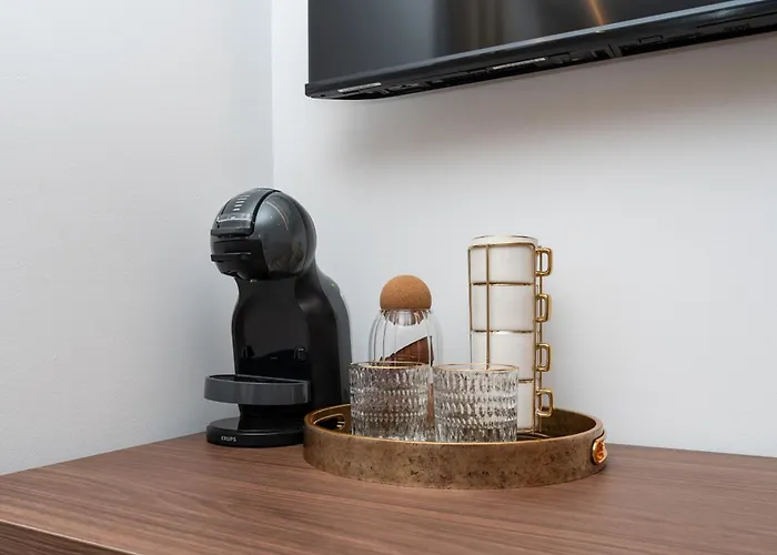 The Elysium * מאקרסקה