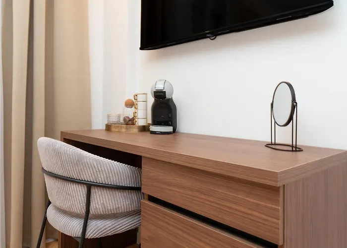 The Elysium * מאקרסקה